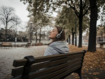 Exploring the impact of rhythms on sound meditation